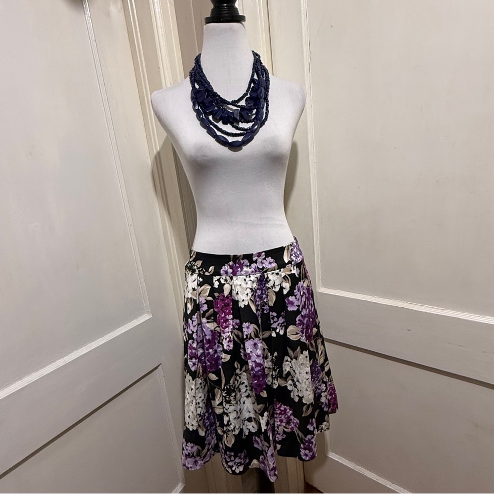White House Black Market Black and Purple Floral A-Line Skirt